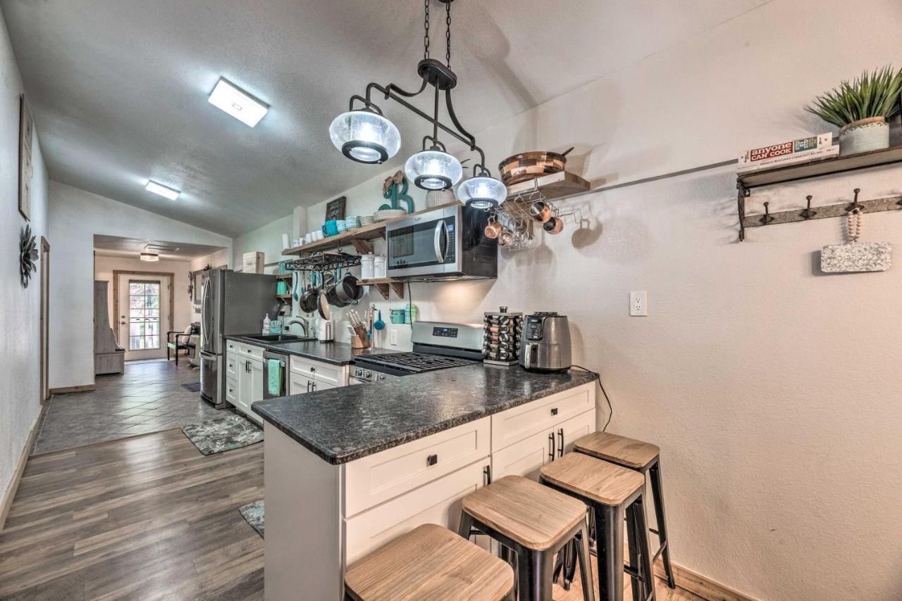 Tranquil Cabin With Stream And Deck Near Dtwn Ruidoso! Exterior foto